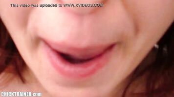 Britney Swallows ' Vintage Redhead Triplet Cumblast: Embudo de semen, primer plano de tragar y una corrida en la cara. Joven cum puta retro porno compilación.