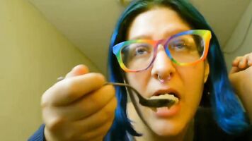CHUBBY ASMR Puré de manzana y una Charla